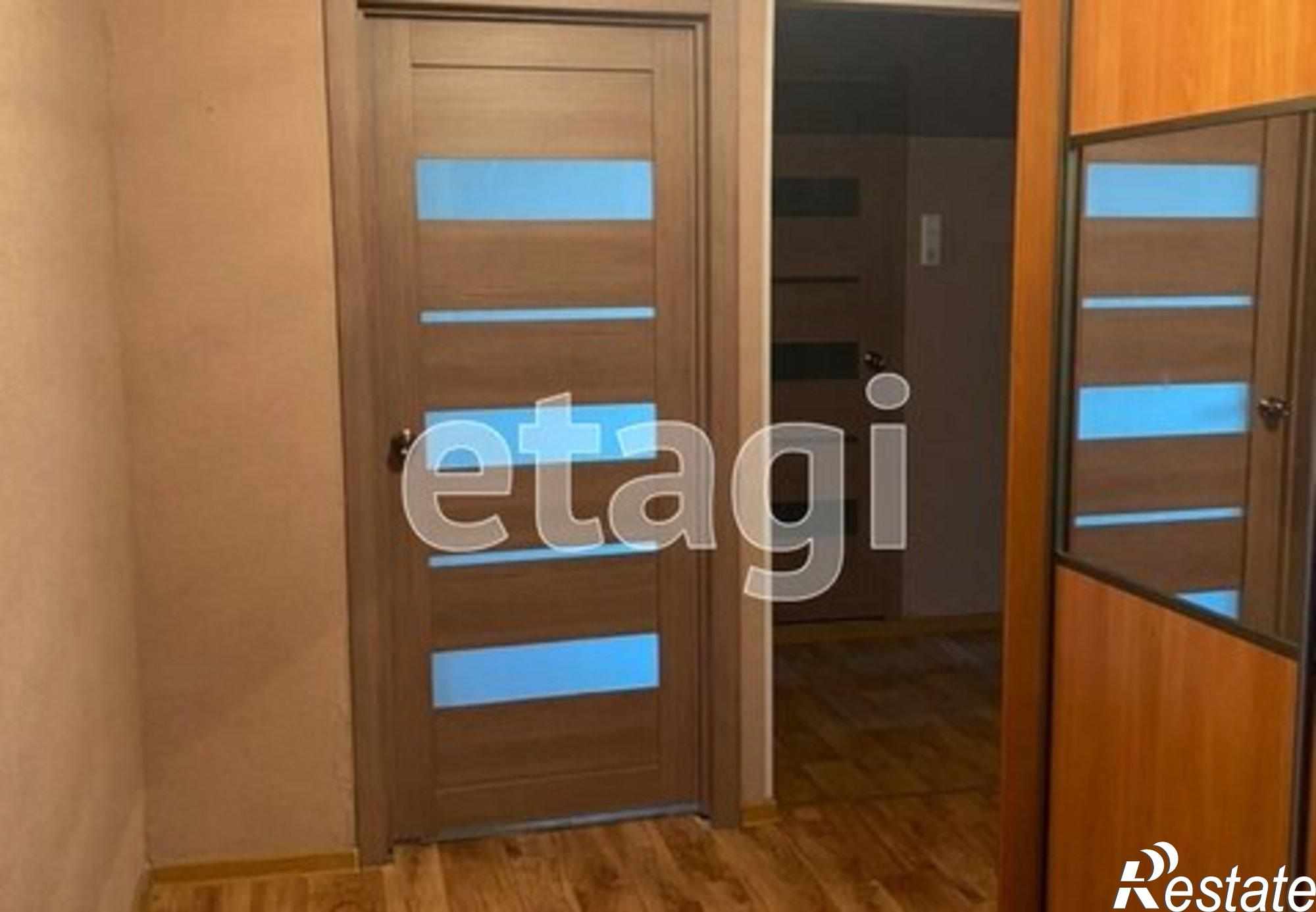 Сдать квартиру за 10 000 рублей на улица Бурова-Петрова, 60