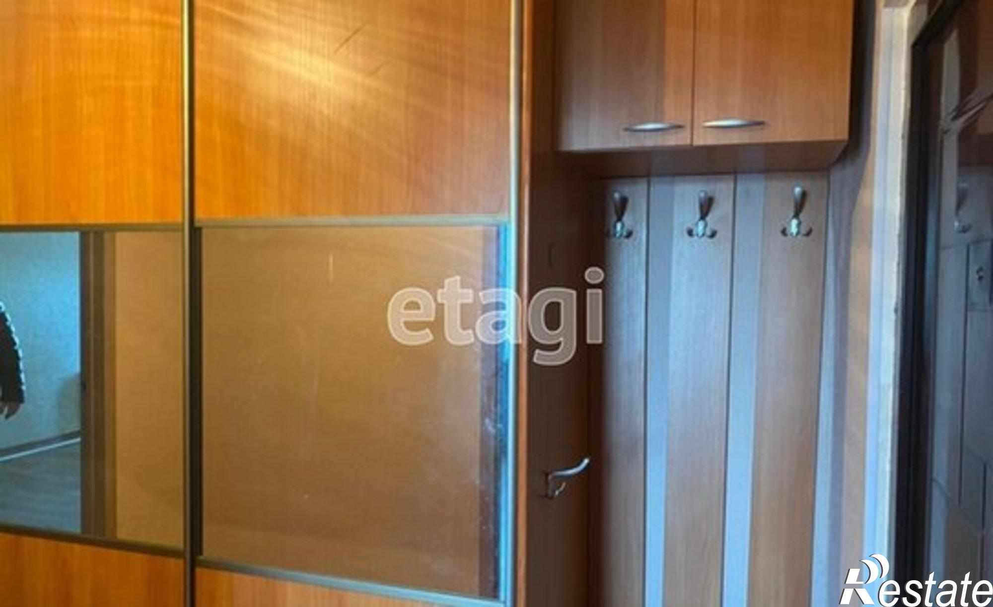 Сдать квартиру за 10 000 рублей на улица Бурова-Петрова, 60