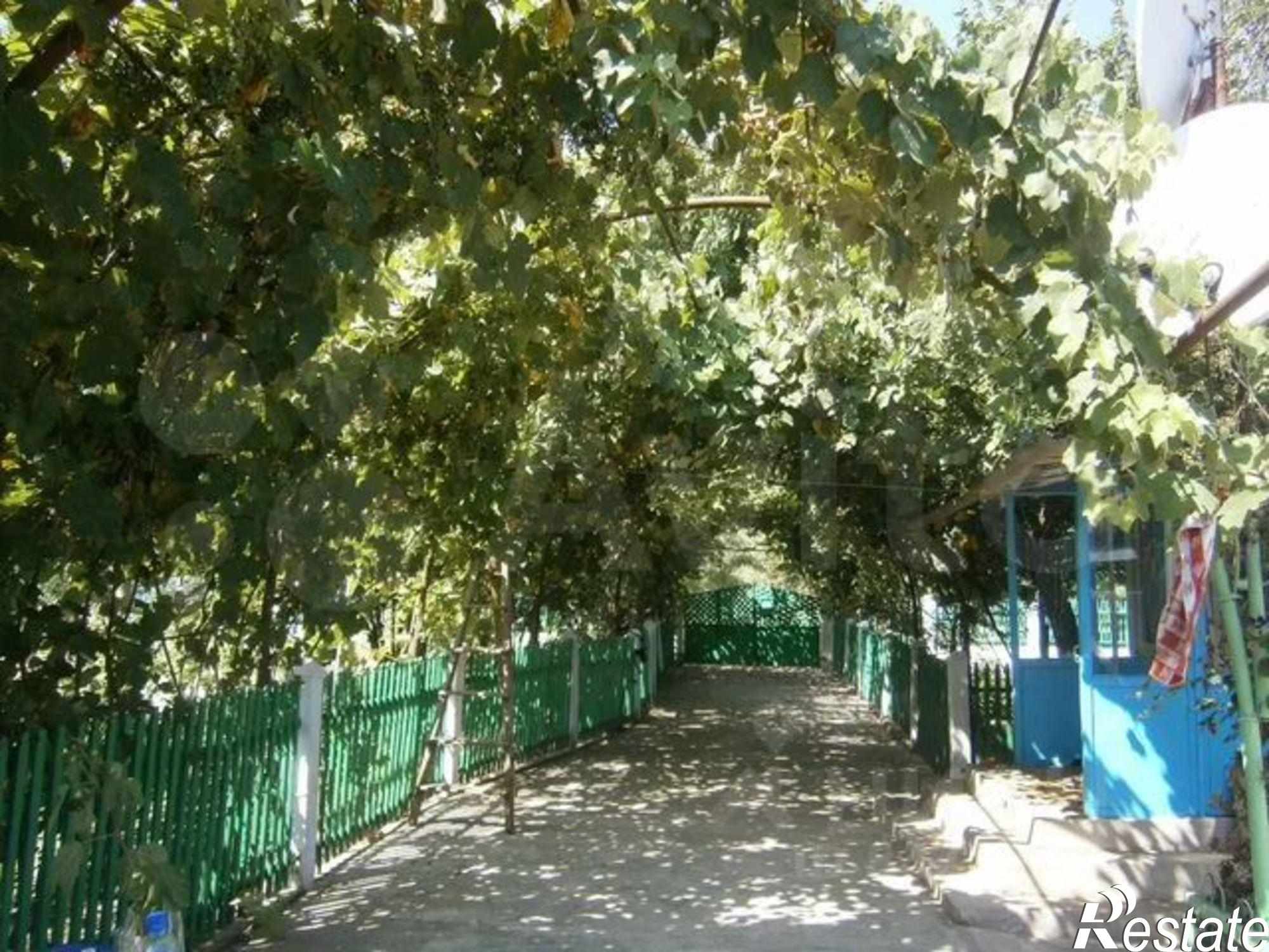 Купить дачу, дом, коттедж за 2 800 000 рублей на Садовая улица