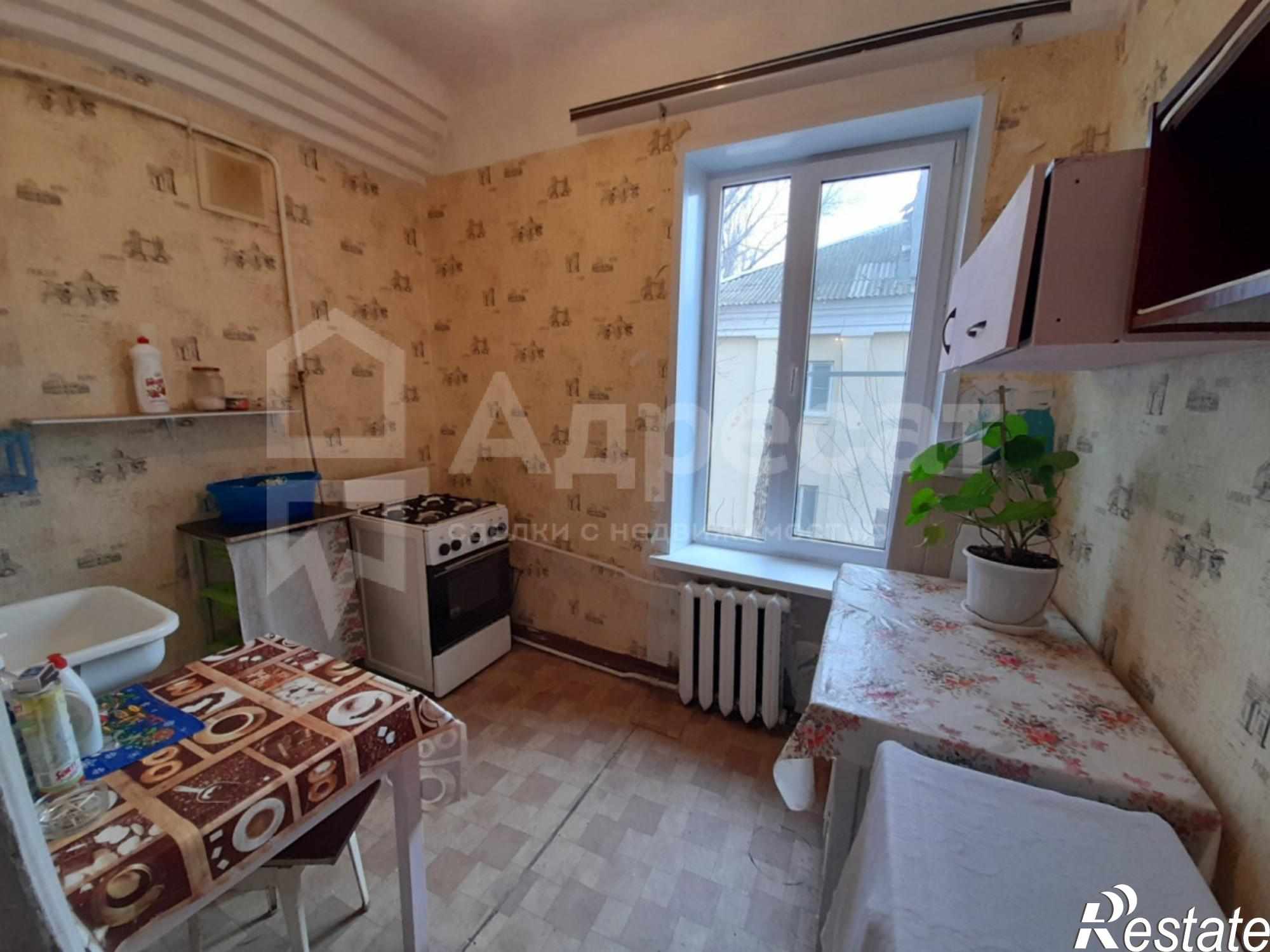 Купить комнату за 379 000 рублей на ул. им. Писемского,  д.14