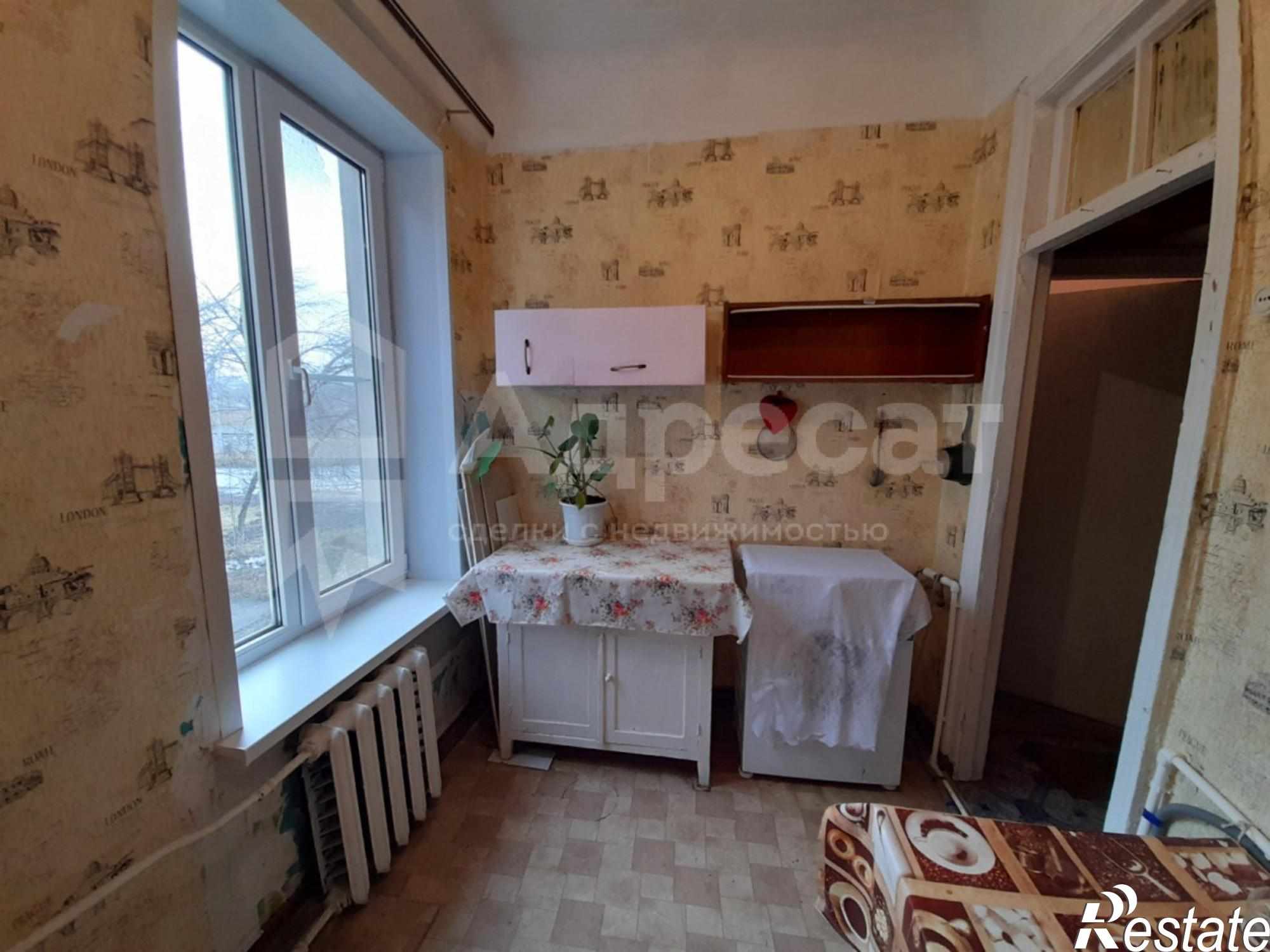 Купить комнату за 379 000 рублей на ул. им. Писемского,  д.14