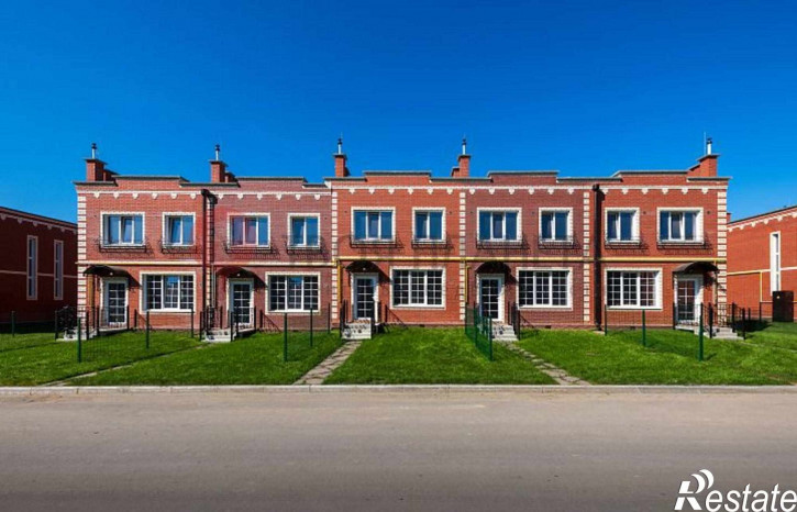 2-комн квартира Четвертый квартал,31