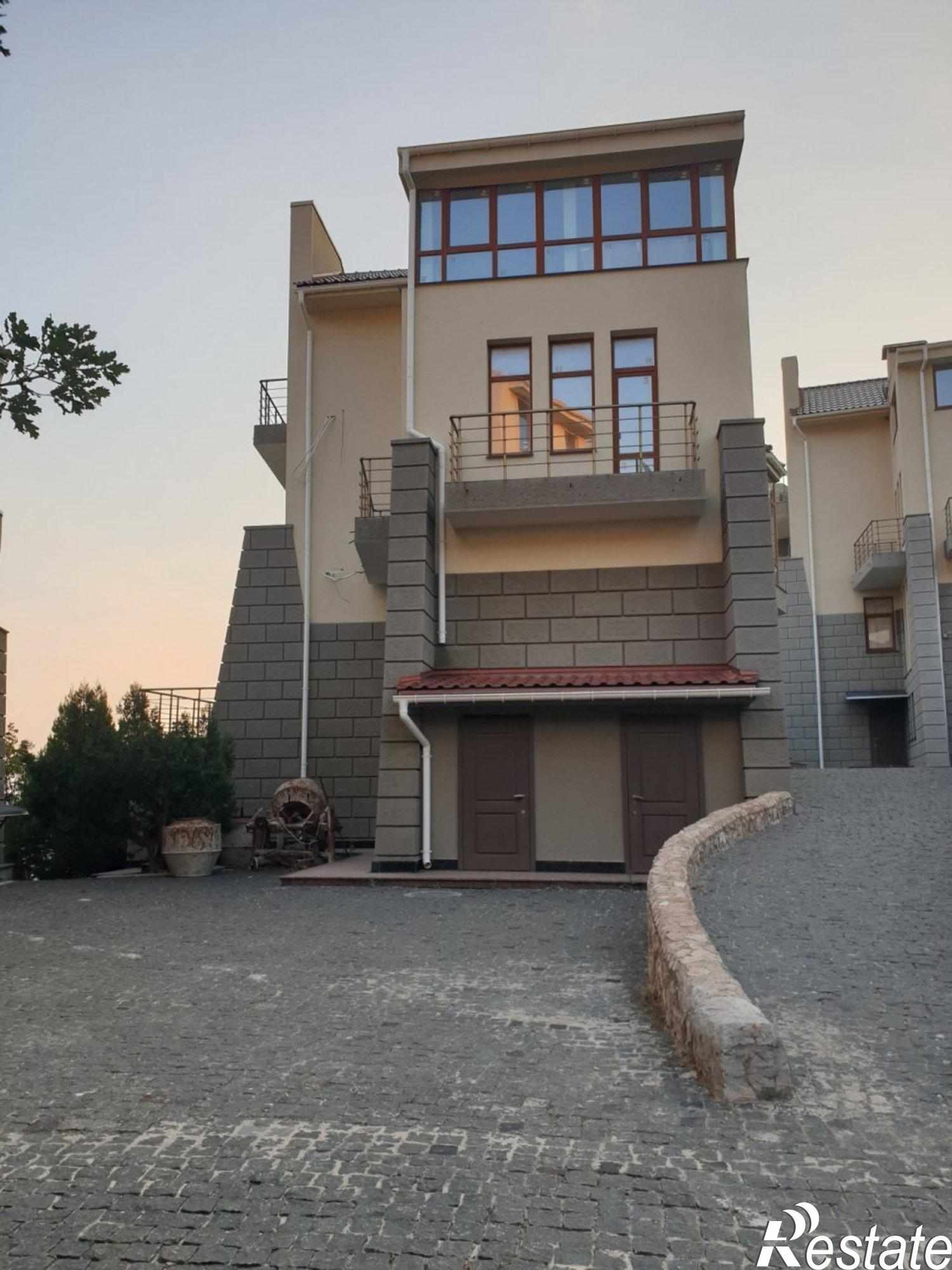 Купить дачу, дом, коттедж за 69 000 000 рублей на , 16А7