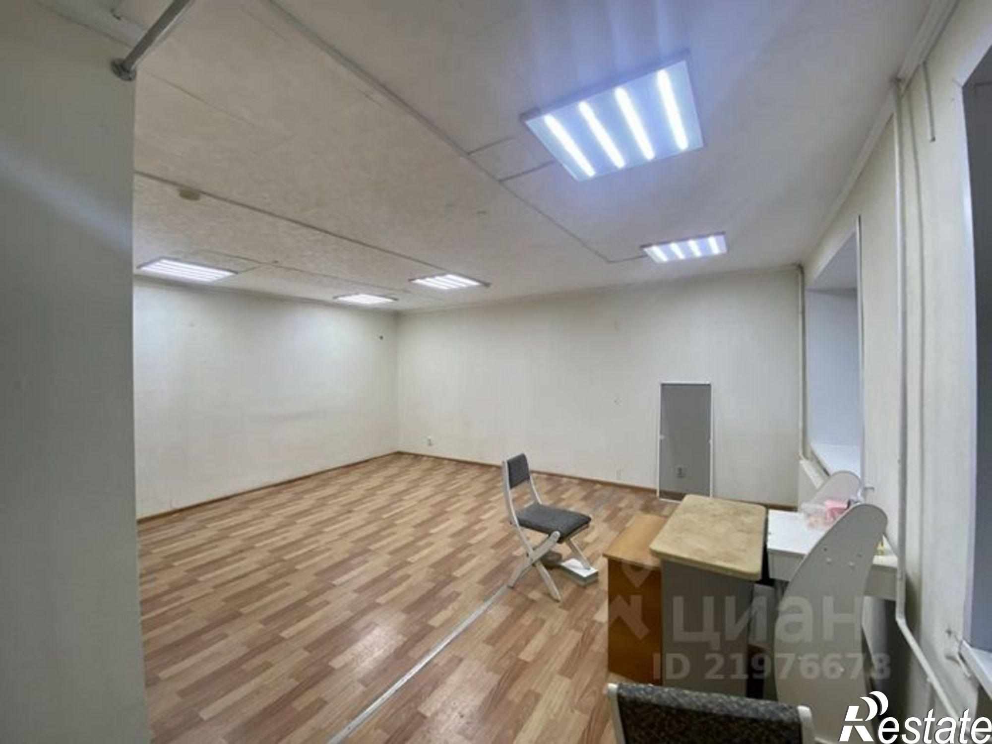 Купить офис, помещение под офис за 1 720 010 рублей на Юбилейный проспект, 1