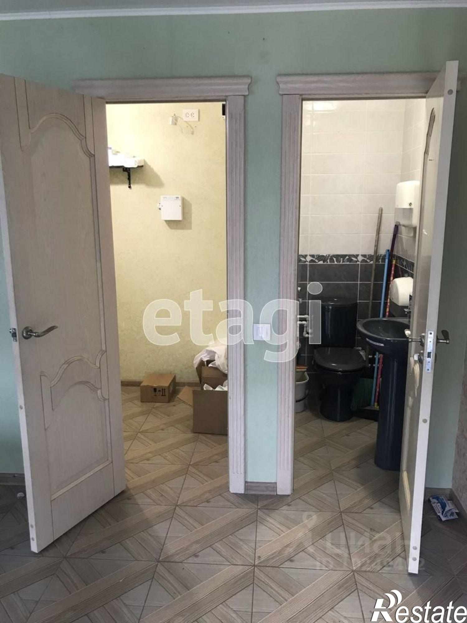 Купить торговое помещение за 2 862 670 рублей на улица 8 Марта, 10