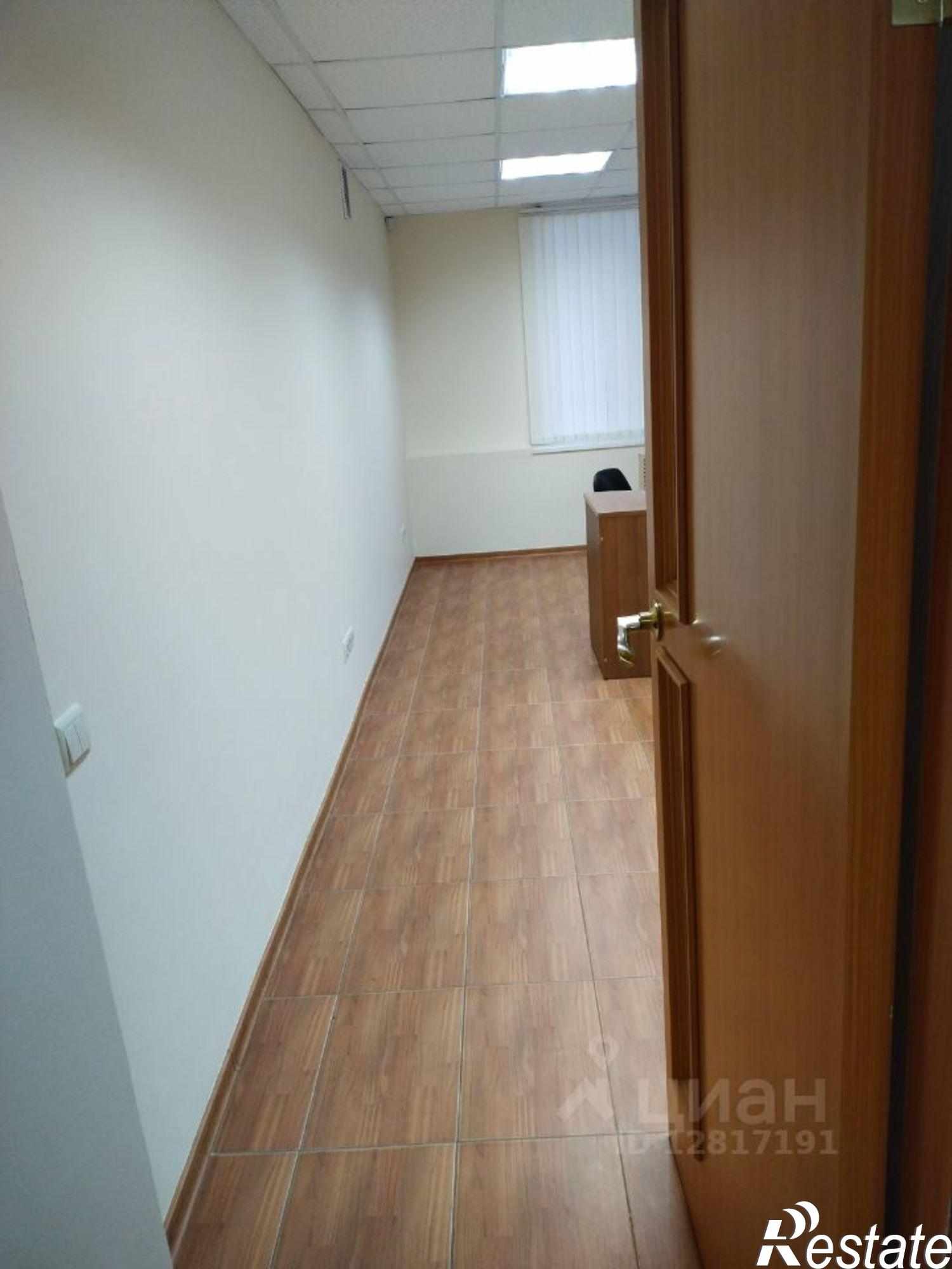 Купить офис, помещение под офис за 5 999 060 рублей на Новомостовая улица, 31