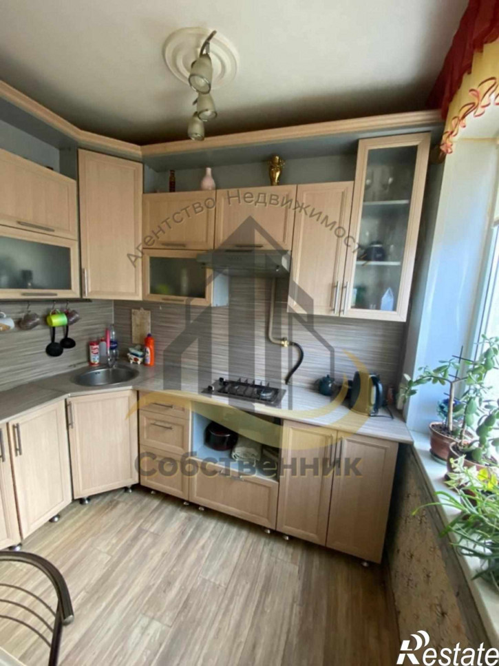4-комн квартира Парковый мкр, 15