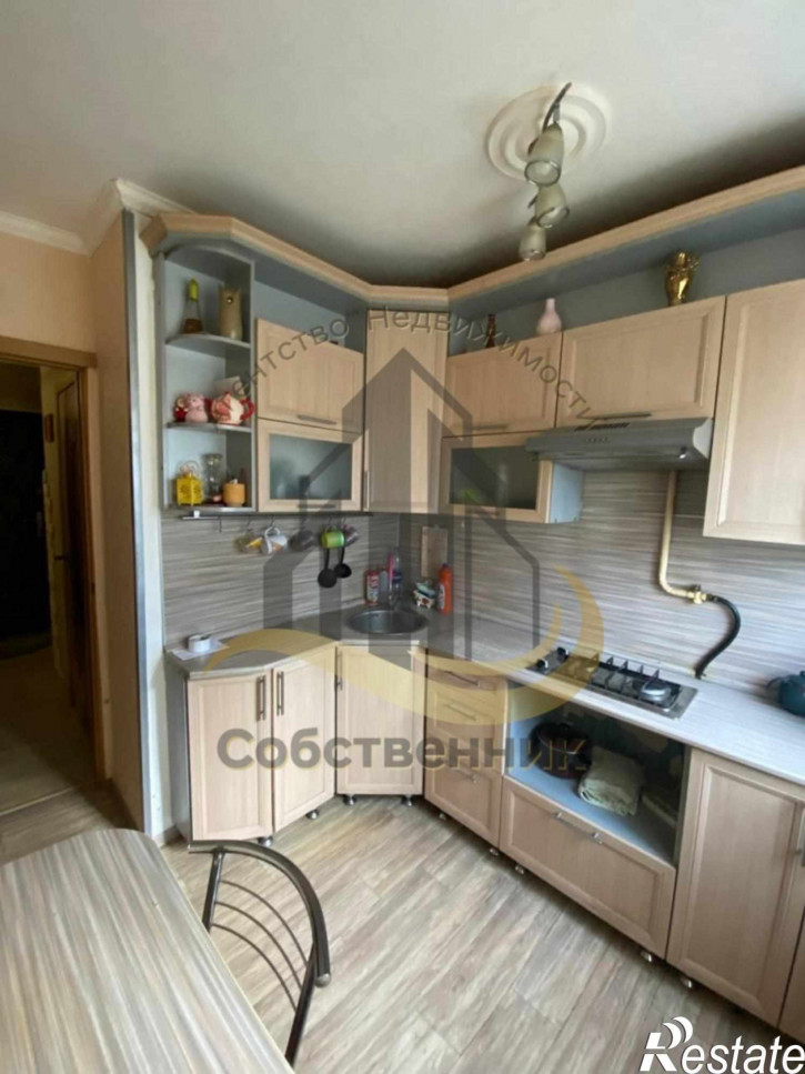 4-комн квартира Парковый мкр, 15