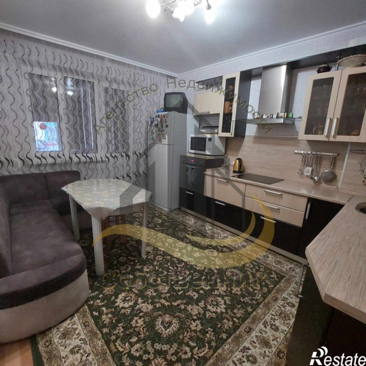 3-комн квартира Степной мкр, 16