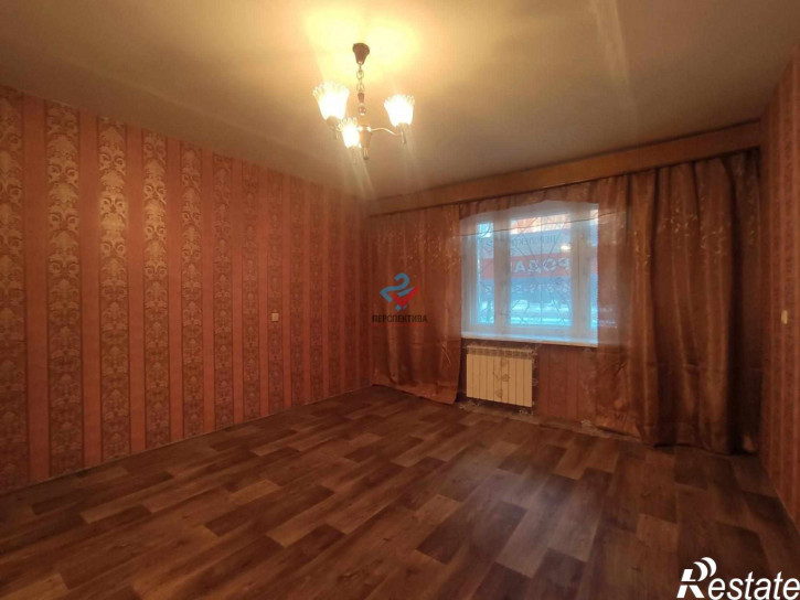 3-комн квартира улица Луначарского, 46