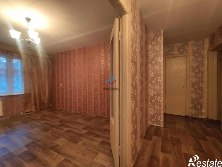 3-комн квартира улица Луначарского, 46