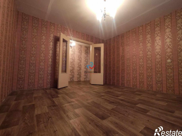 3-комн квартира улица Луначарского, 46