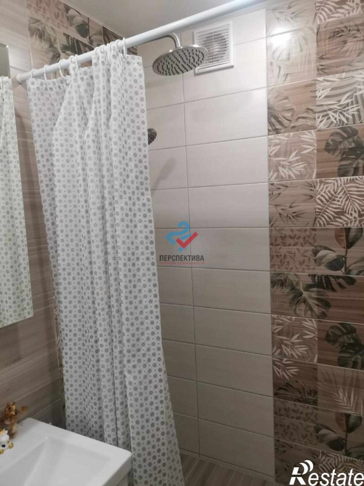 2-комн квартира проспект Строителей, 98