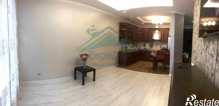4-комн квартира Свободы, 3