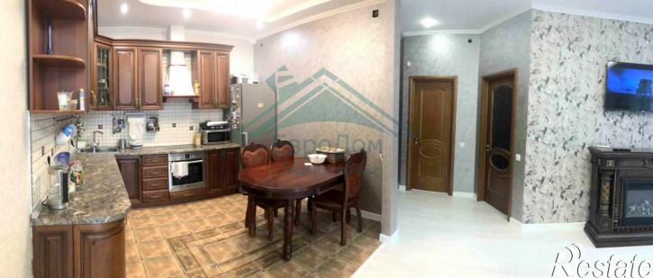 4-комн квартира Свободы, 3