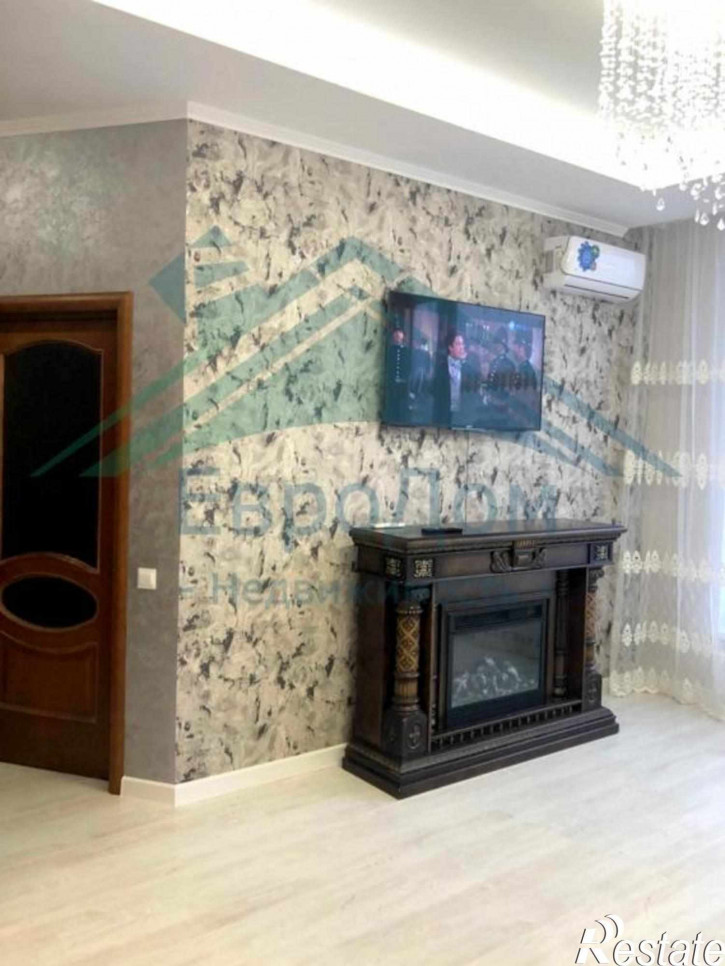 4-комн квартира Свободы, 3