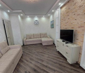 1-комн, 52кв м, этаж 3/3 , 6