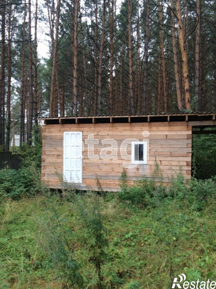 Земельный участок Array