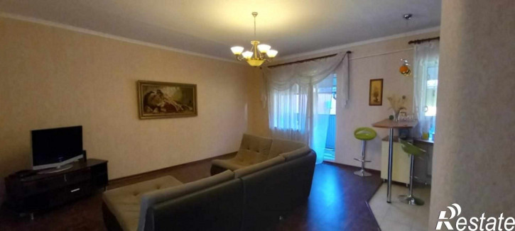 7-комн квартира Октябрьская, 45