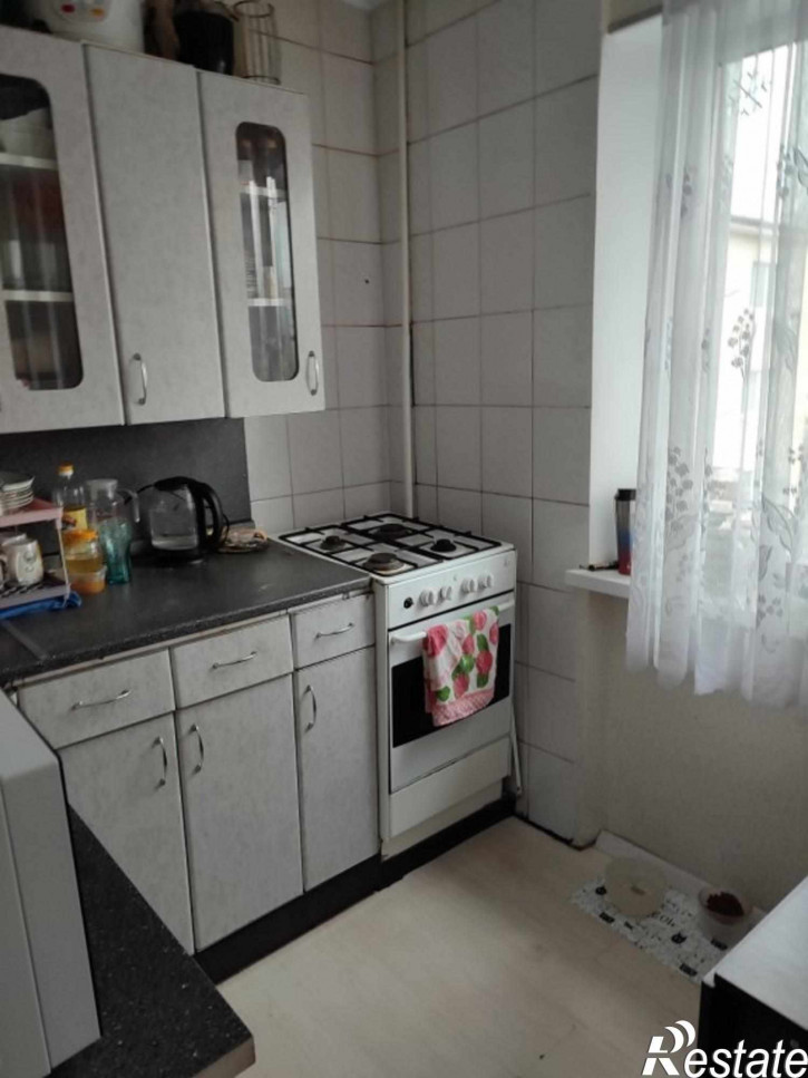 3-комн квартира Героев Десантников, 31