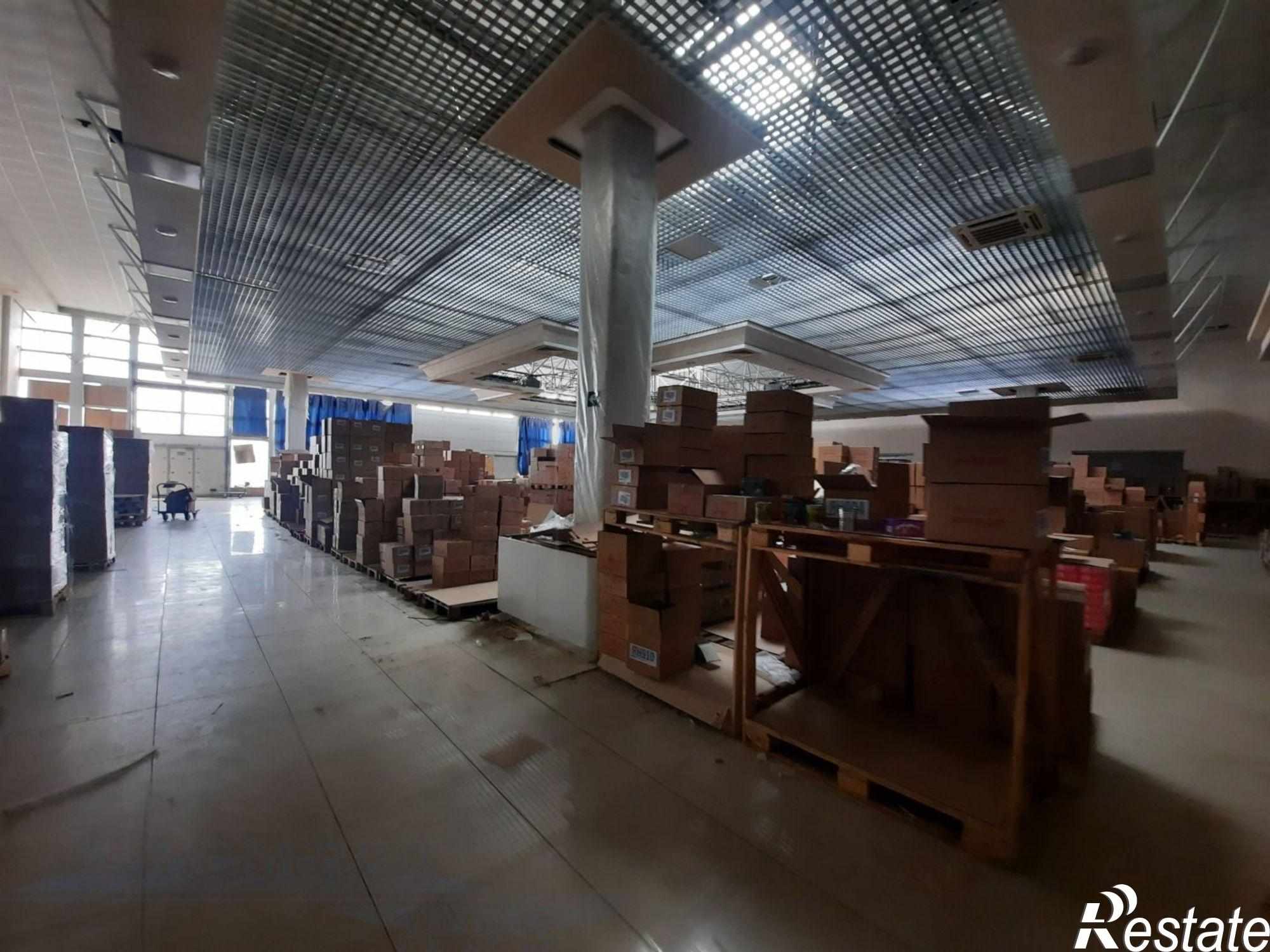 Сдать складское помещение за 300 000 рублей на г. Астрахань, Ленинский район, ул. Патона, 19