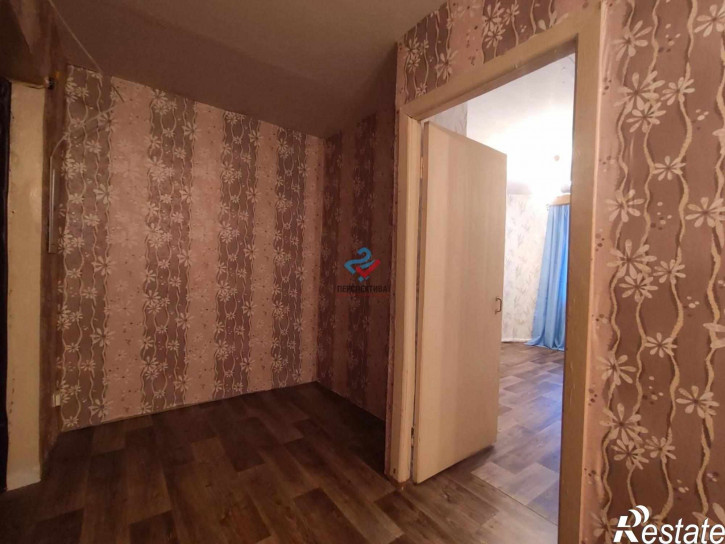3-комн квартира улица Луначарского, 46