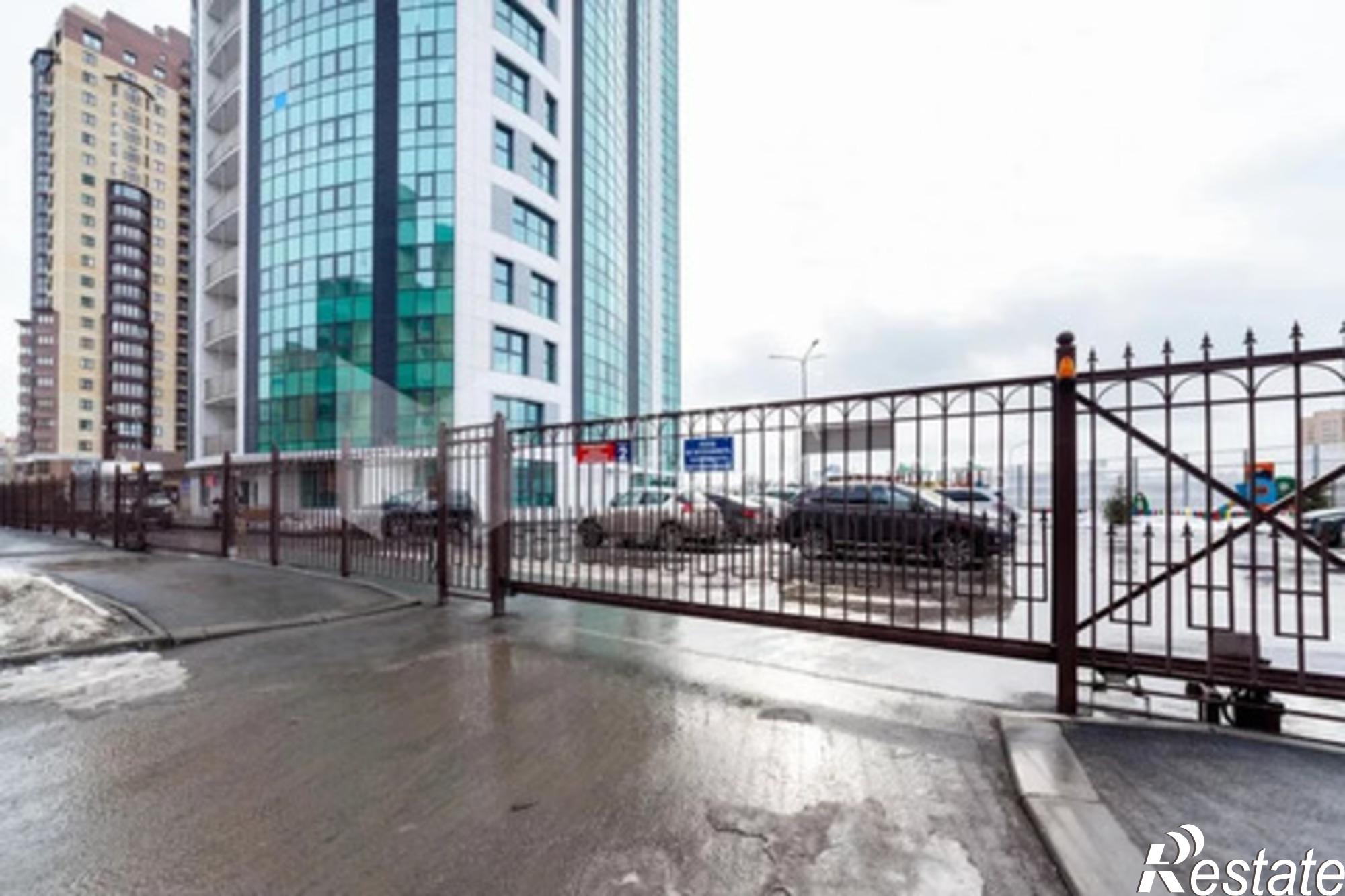 Купить гараж, место в паркинге за 2 415 000 рублей на ул. Орловская, д 58