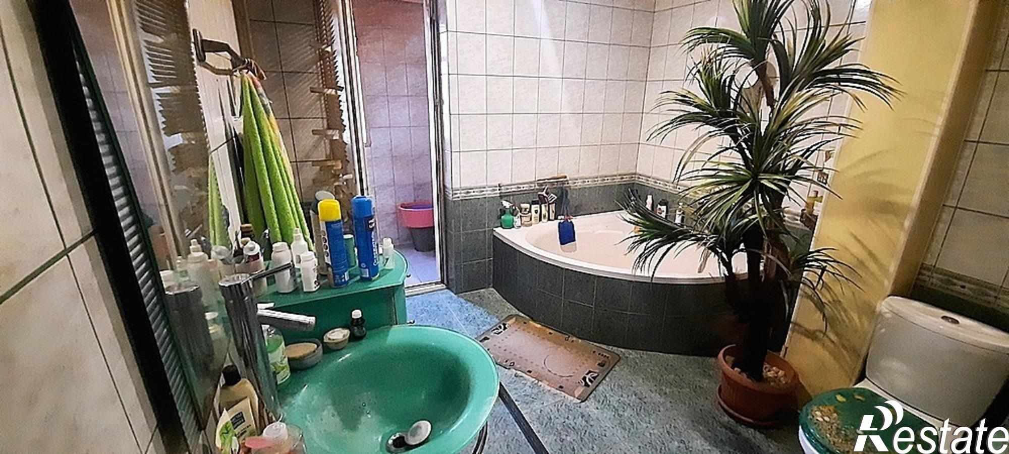 Купить квартиру за 8 250 000 рублей на улица Ленина, 175