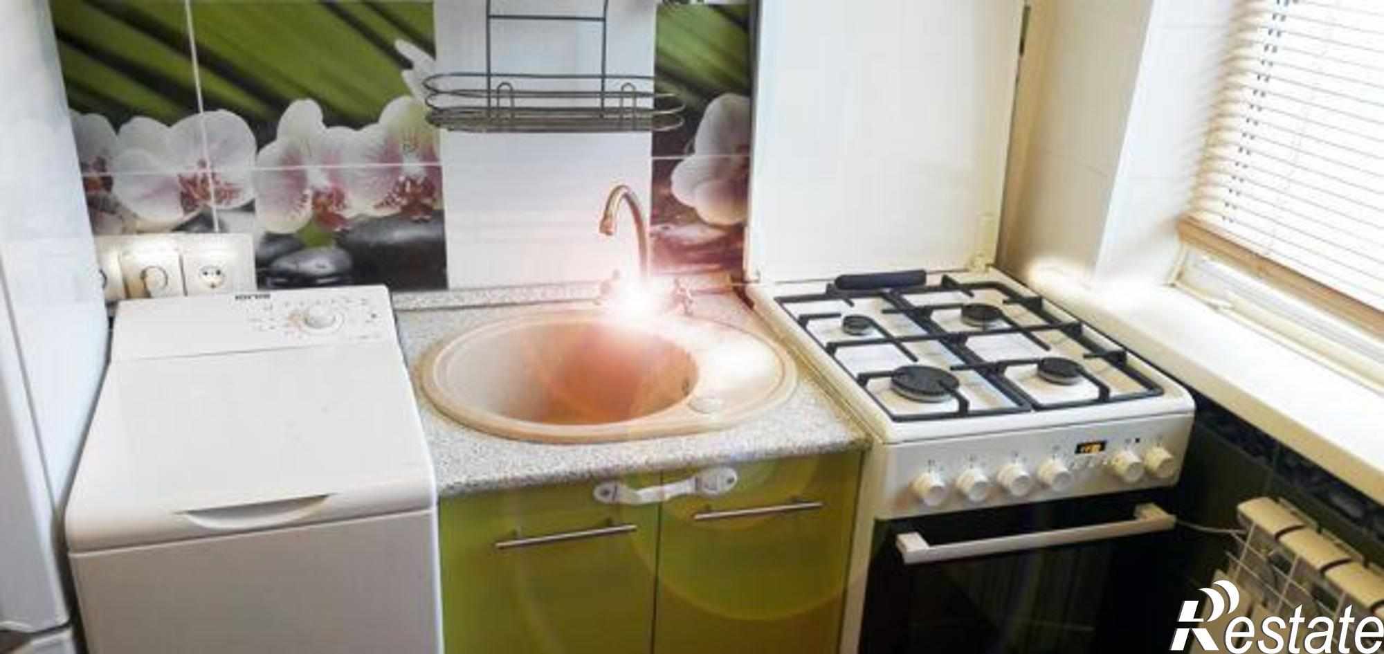Купить квартиру за 1 750 000 рублей на Вятская улица, 77/3