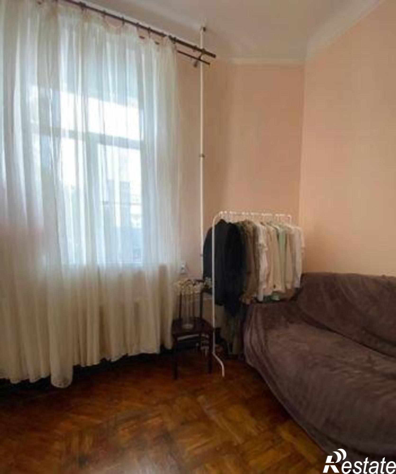 Купить квартиру за 2 200 000 рублей на улица Серафимовича, 42