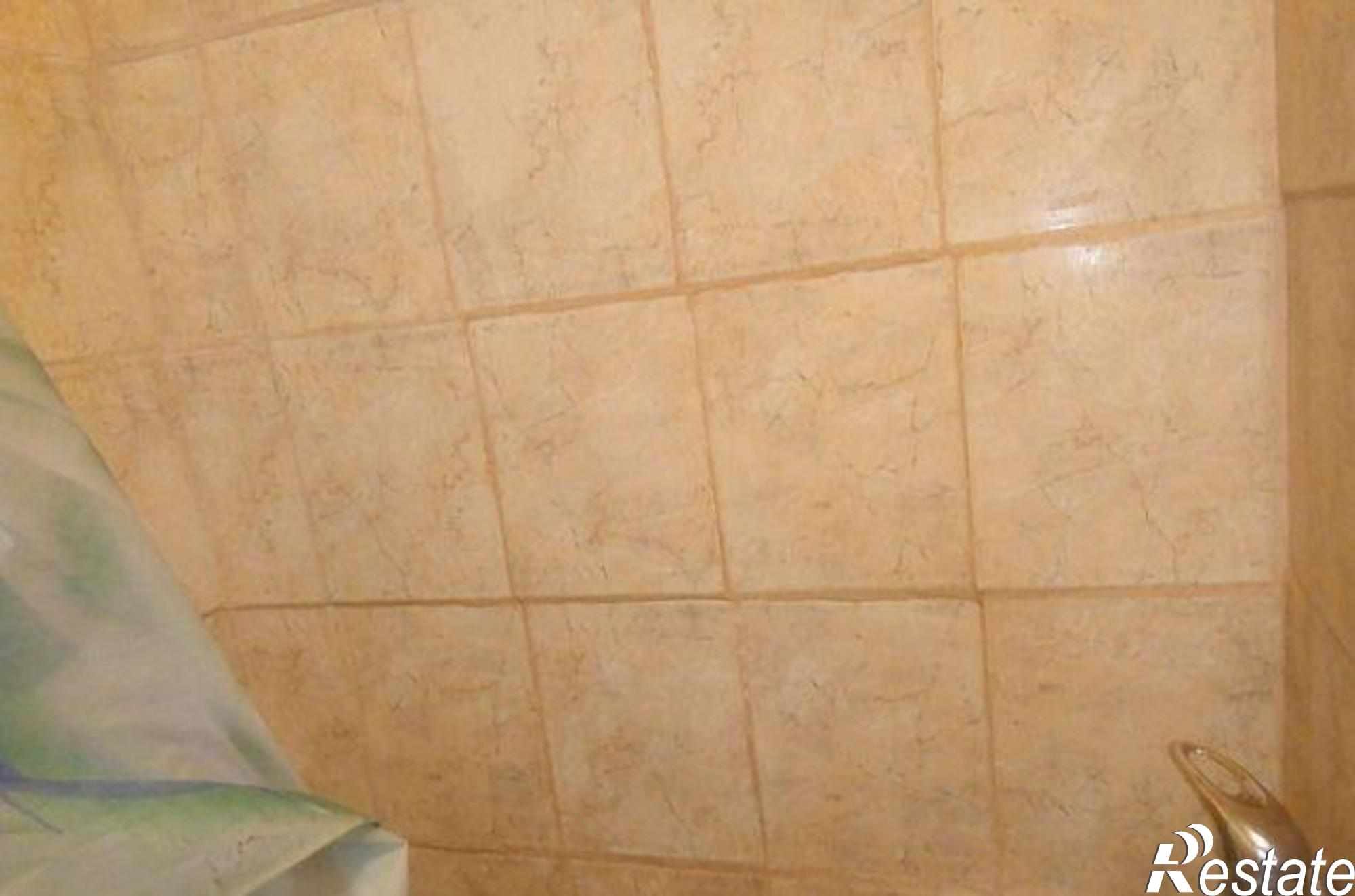 Купить квартиру за 1 000 000 рублей на Казахская улица, 87/3