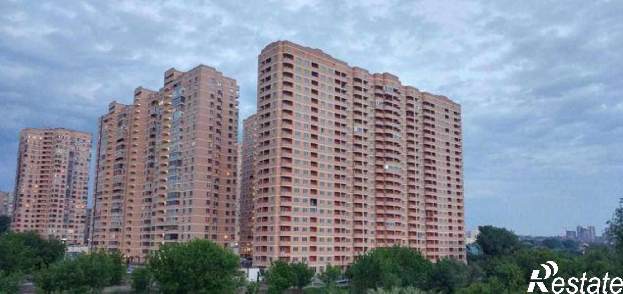 Купить квартиру за 2 200 000 рублей на Творческая улица, 9