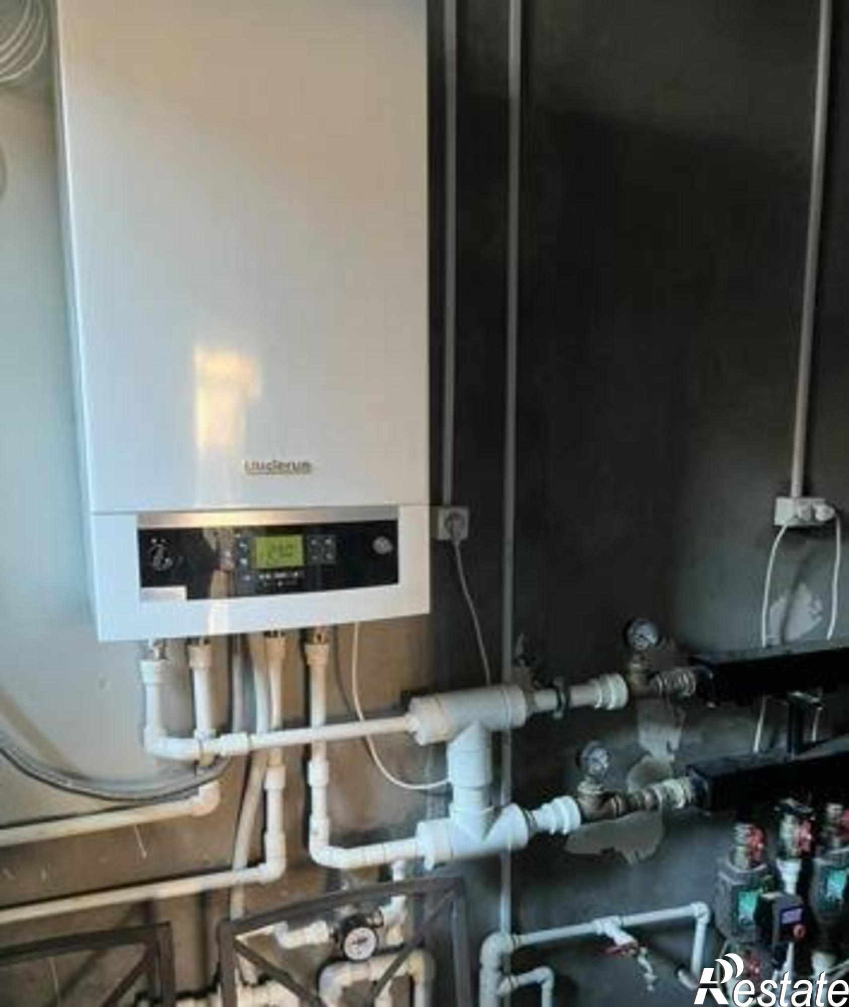 Купить дачу, дом, коттедж за 11 880 000 рублей на Калинина, 76