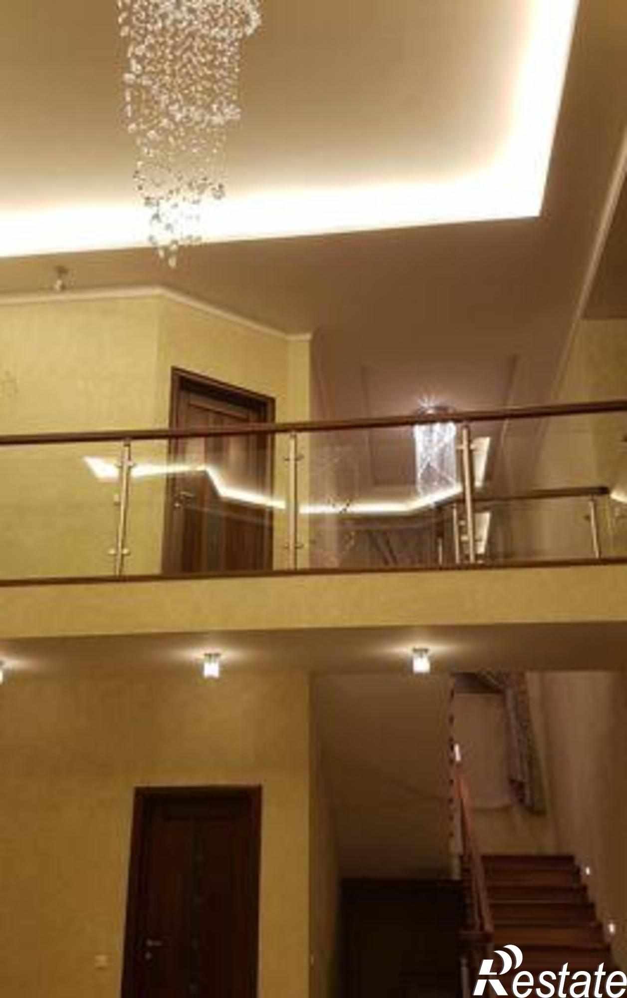 Купить дачу, дом, коттедж за 32 300 000 рублей на Ткацкий переулок, 16