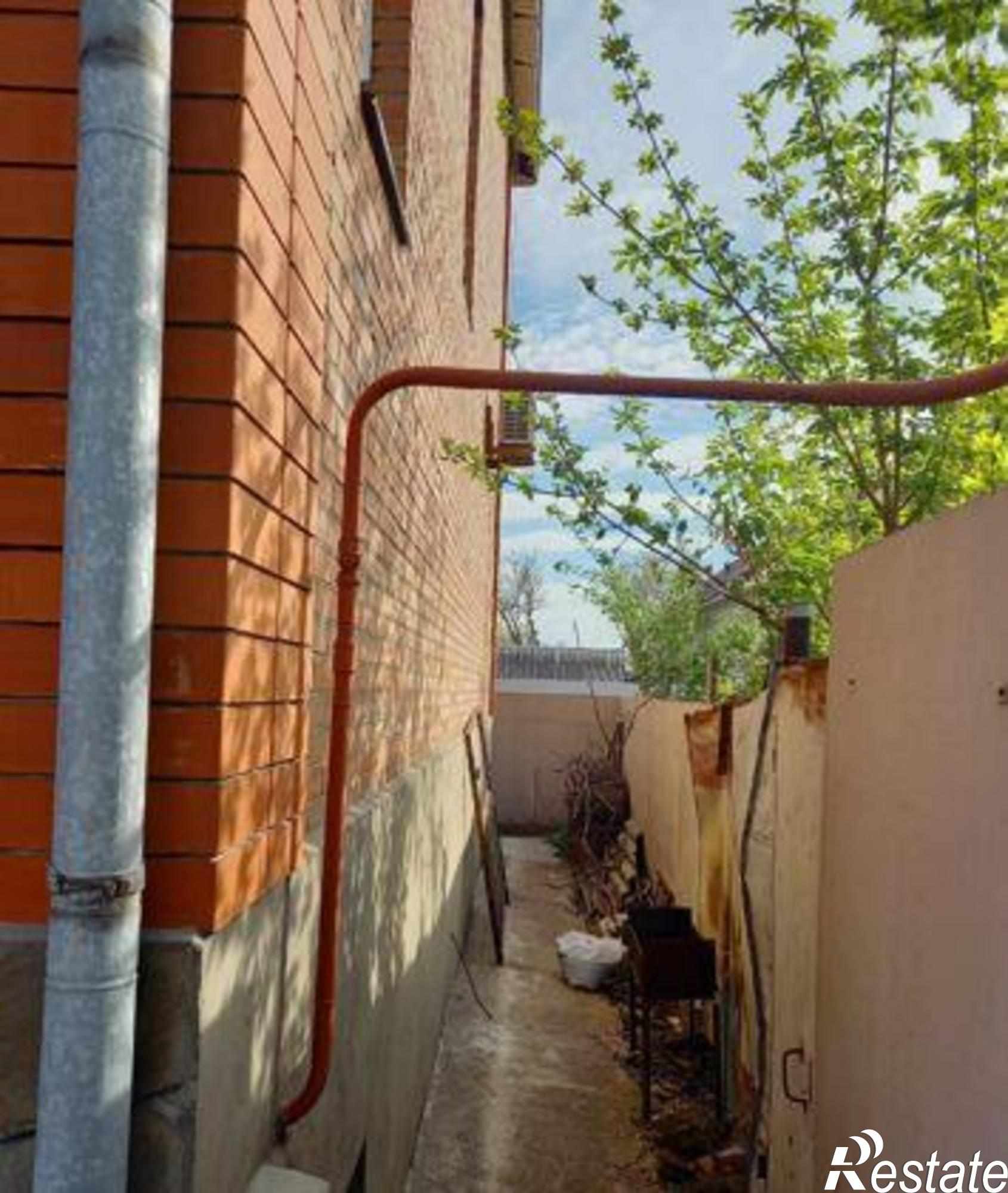 Купить дачу, дом, коттедж за 5 800 000 рублей на улица Курчатова, 2Е