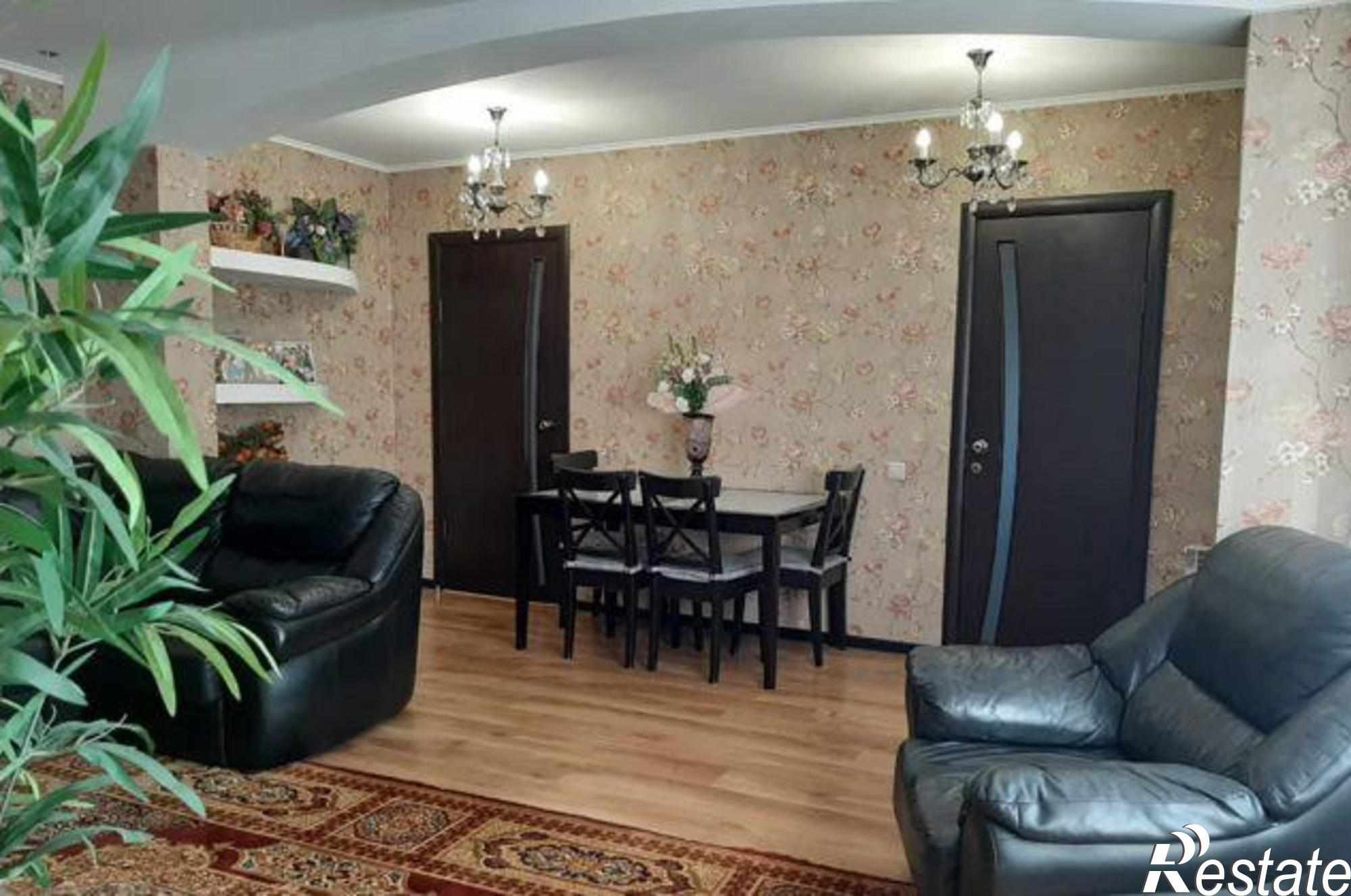 Купить дачу, дом, коттедж за 12 540 000 рублей на Крайсовпрофовская улица, 3/28