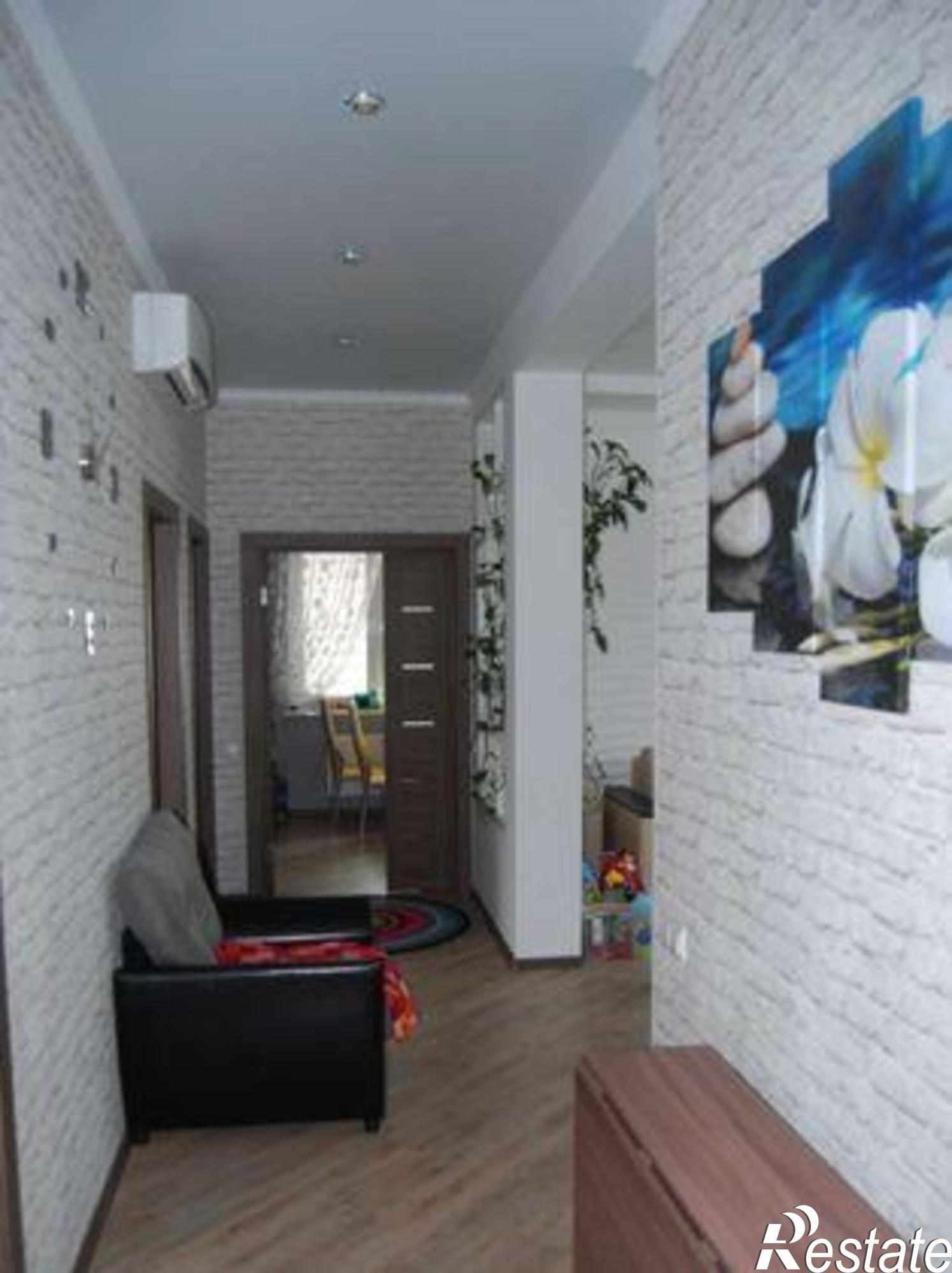 Купить дачу, дом, коттедж за 10 640 000 рублей на Российская улица, 141