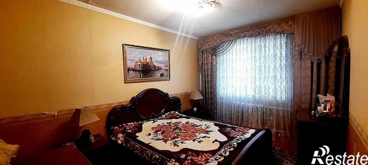 4-комн квартира улица Ленина, 175