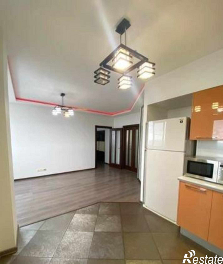 2-комн квартира улица Закруткина, 41-43