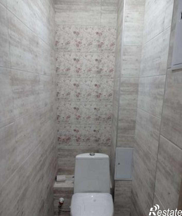 2-комн квартира улица Добровольского, 5/5