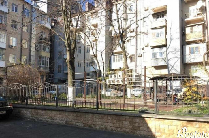 2-комн квартира Театральный проспект, 40