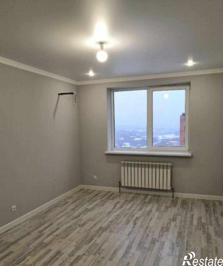 3-комн квартира улица Шаповалова, 1Вс1