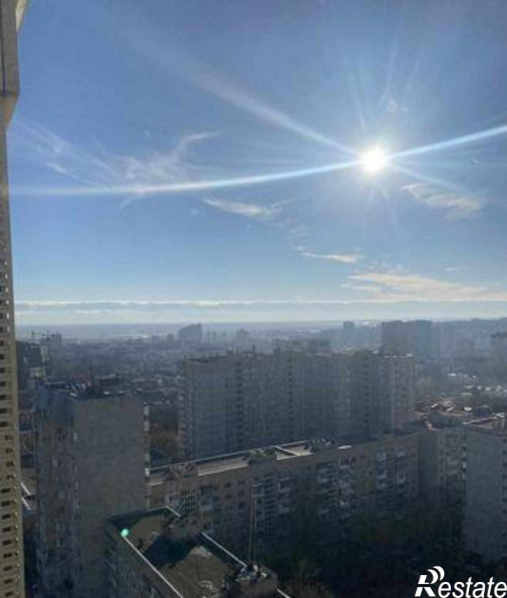 3-комн квартира улица Варфоломеева, 260/118