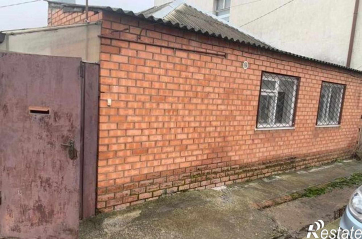 2-комн квартира Керченский переулок, 16
