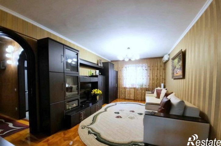 4-комн квартира улица 2-й Пятилетки, 8