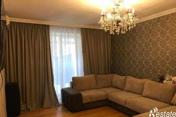 3-комн квартира улица Серафимовича, 74