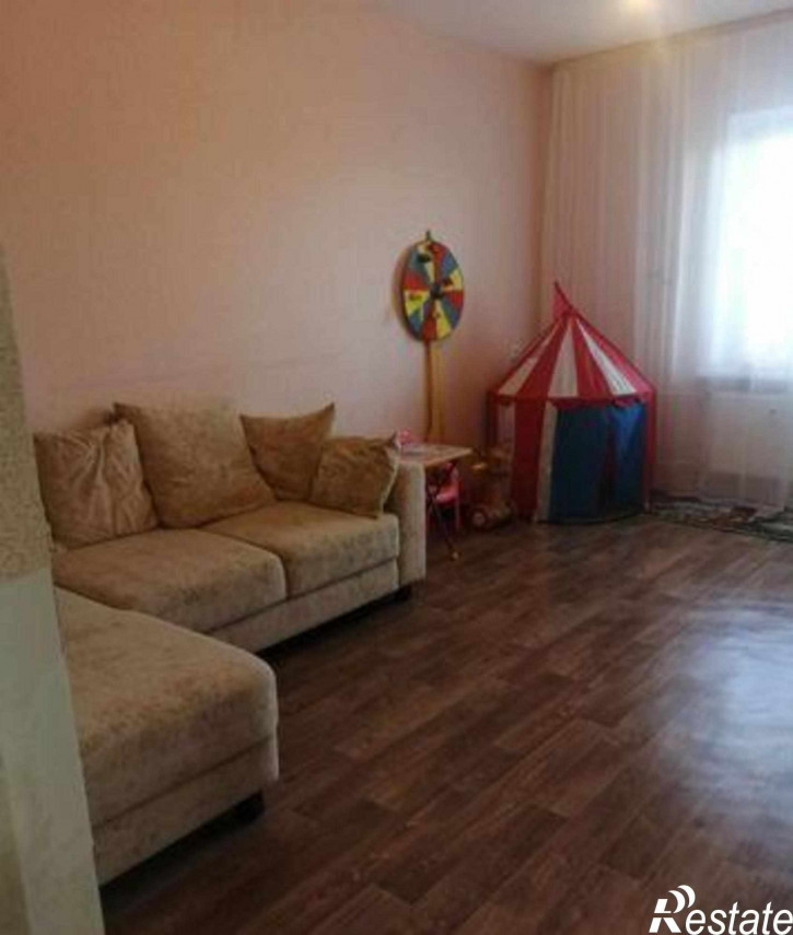 3-комн квартира улица Петренко, 8