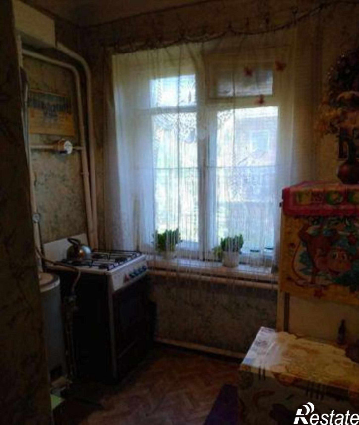 3-комн квартира улица Стальского, 74А