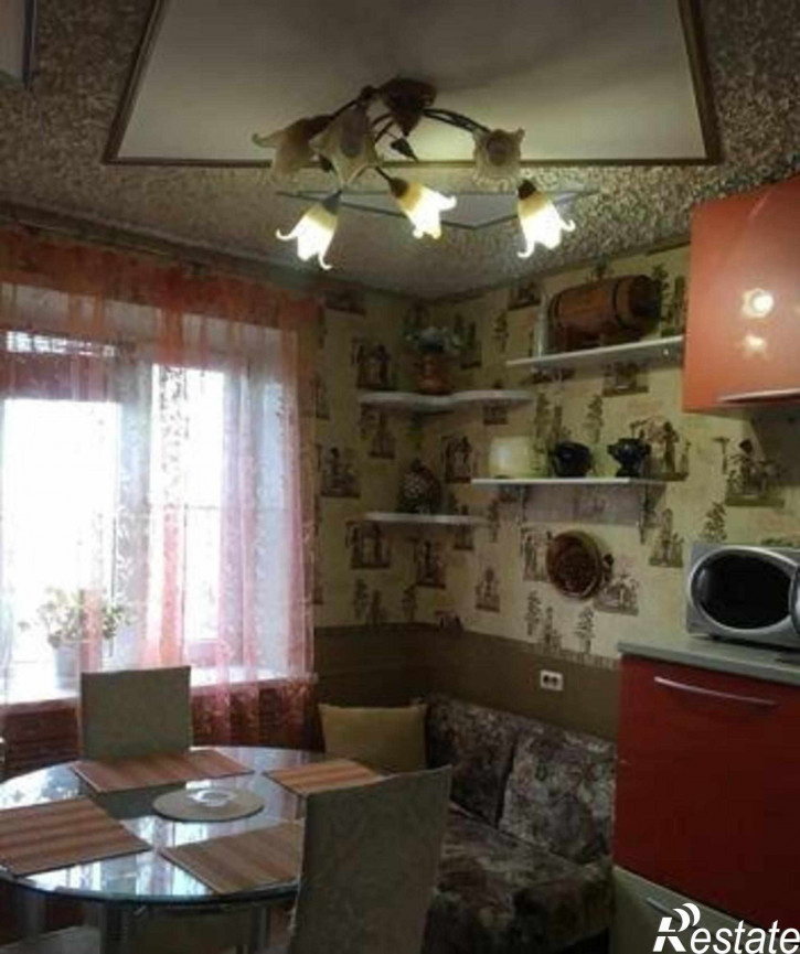 2-комн квартира Ленинградская улица, 1