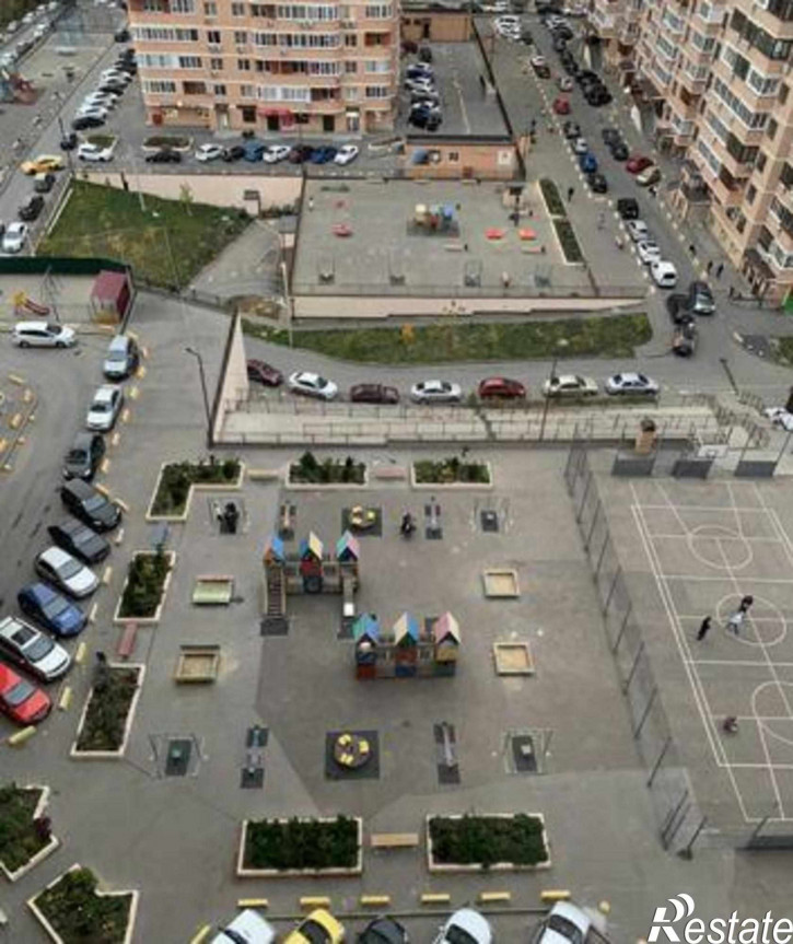 2-комн квартира улица Пацаева, 16/1